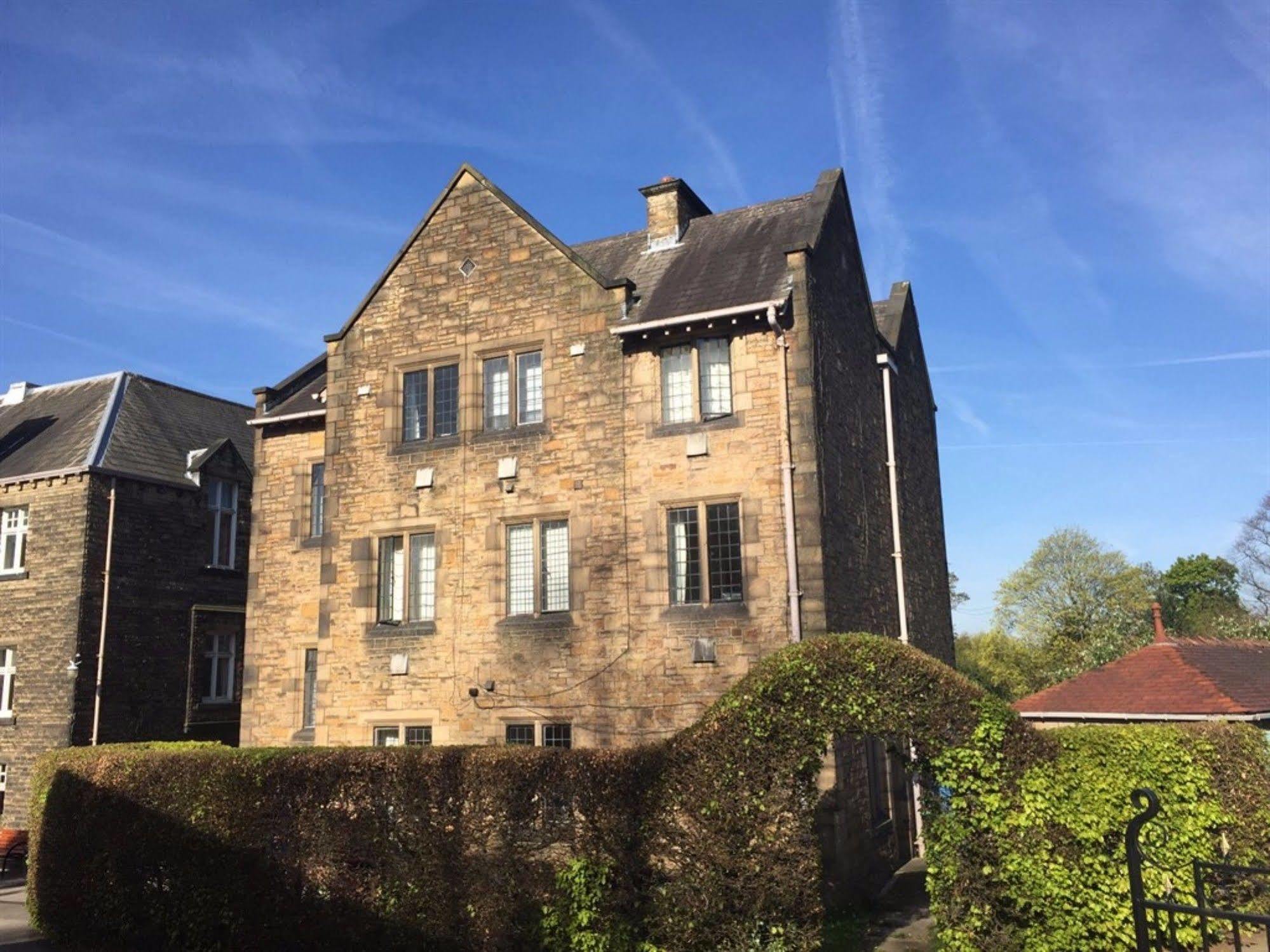 Mirfield Monastery B&B Exteriör bild