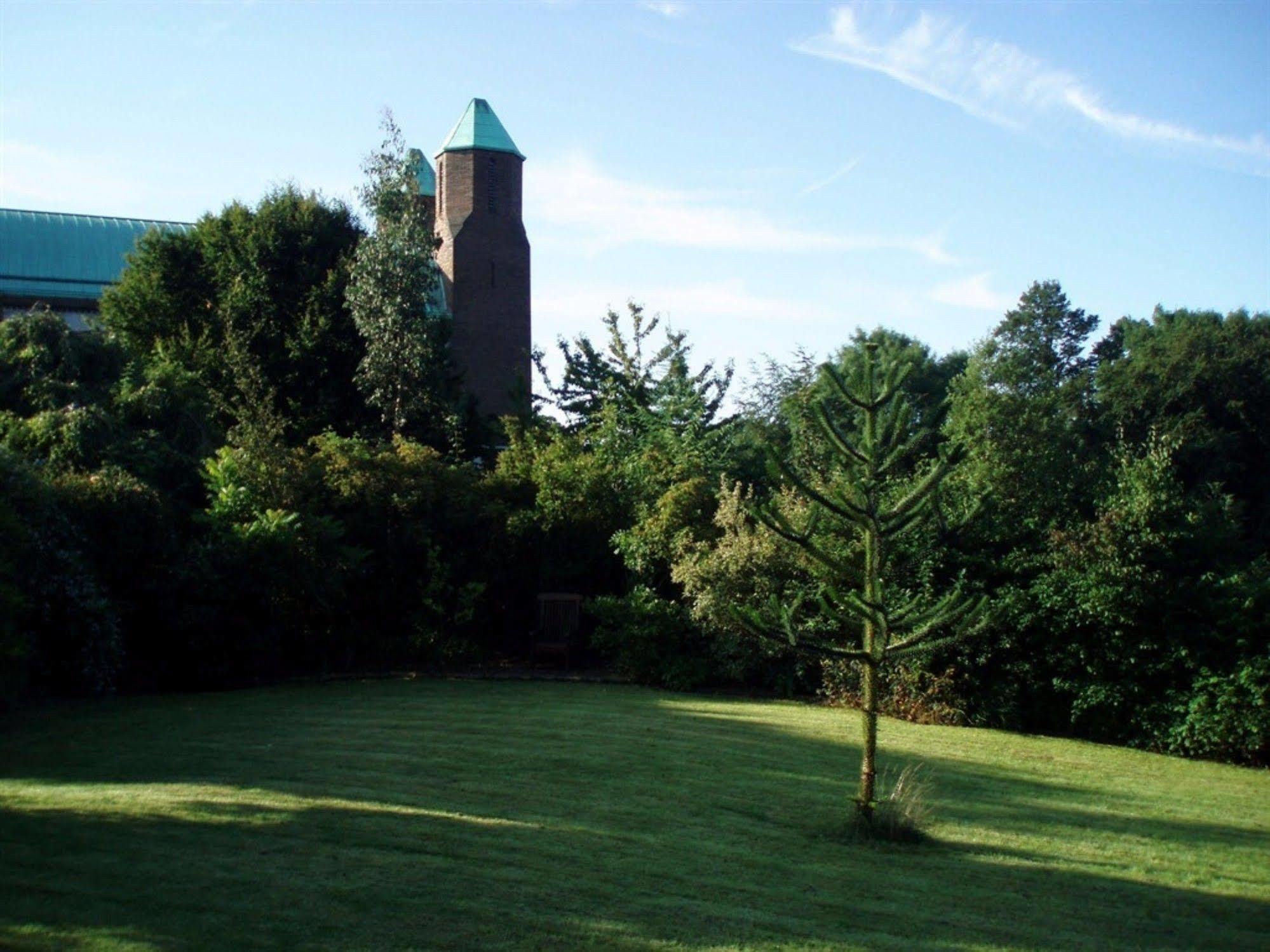 Mirfield Monastery B&B Exteriör bild